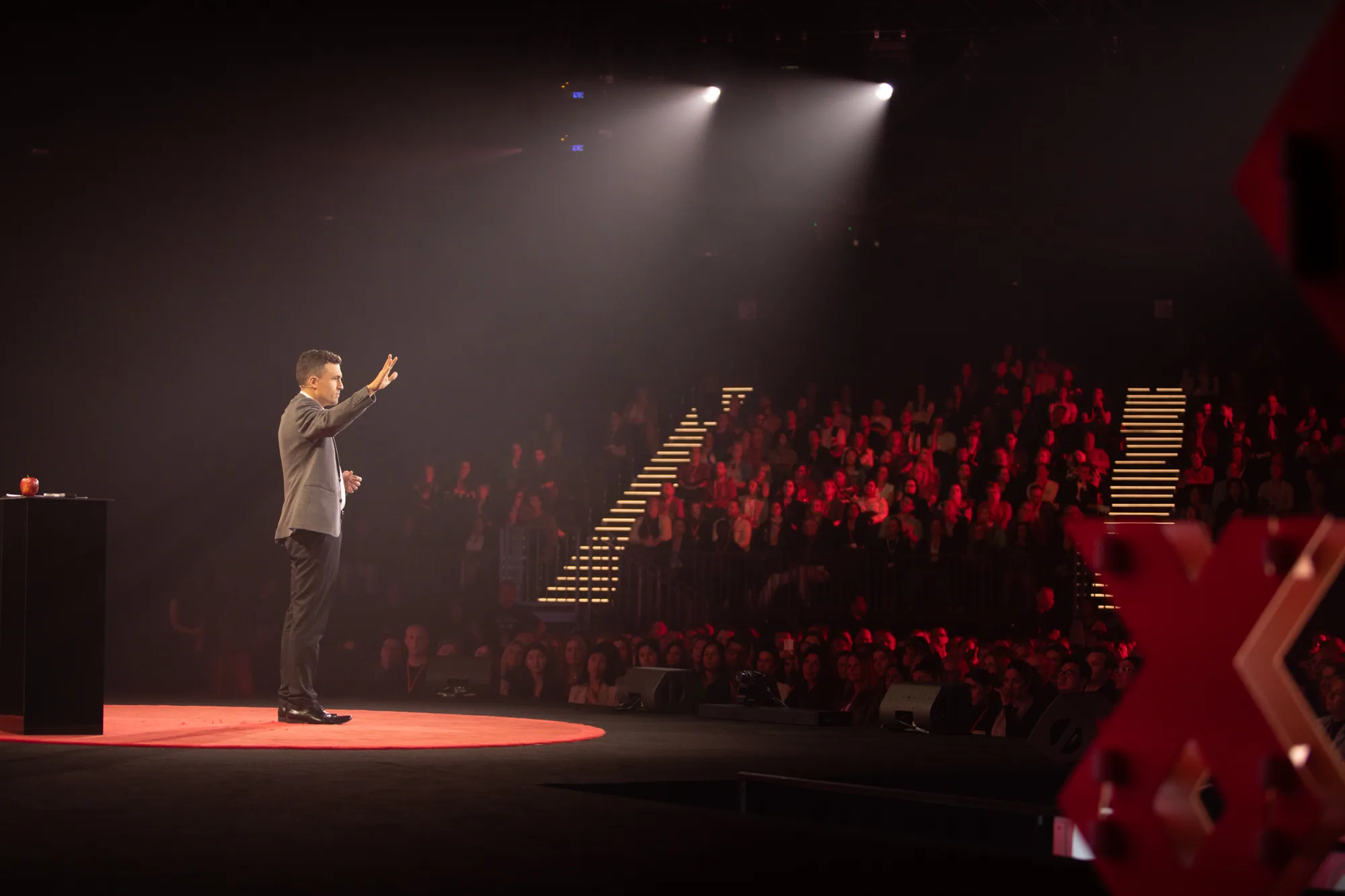 Andy Nunn presenting an interactive keynote to a large conference audience in New Zealand